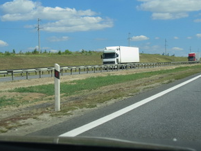 дорожные столбики сигнальные