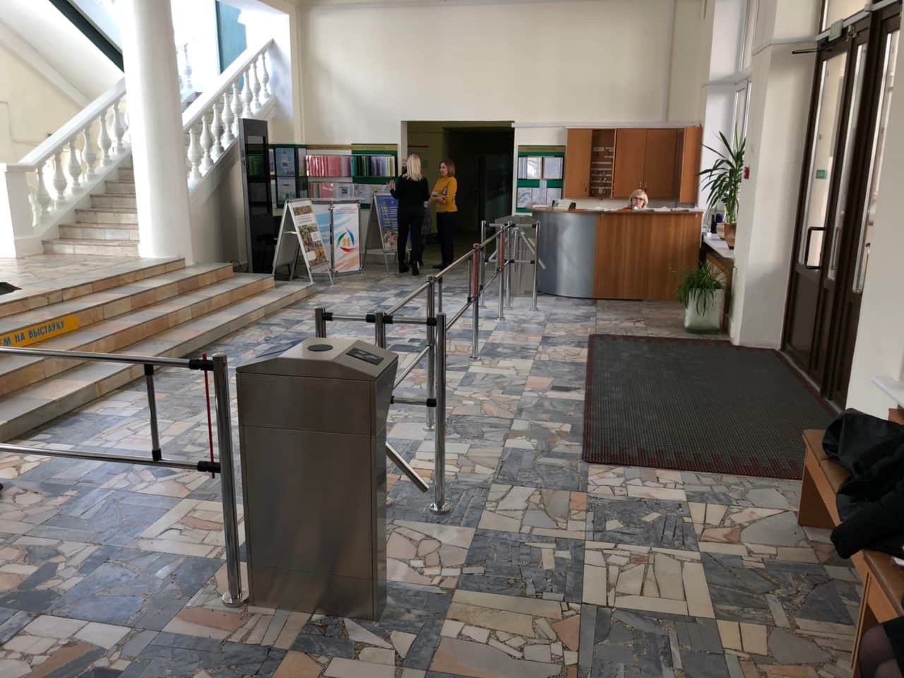 Турникет для школы, колледжа, института